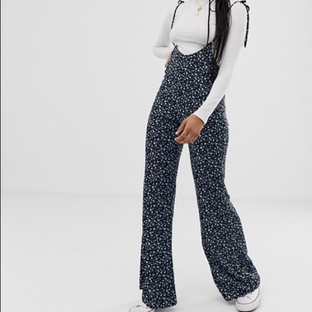 Floral Jumper Overall - Picture 5 of 8
